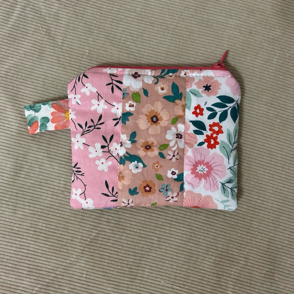 SOLD - Handmade Quilted Mini Zipper Pouch | Floral Patchwork | Pink Floral 5